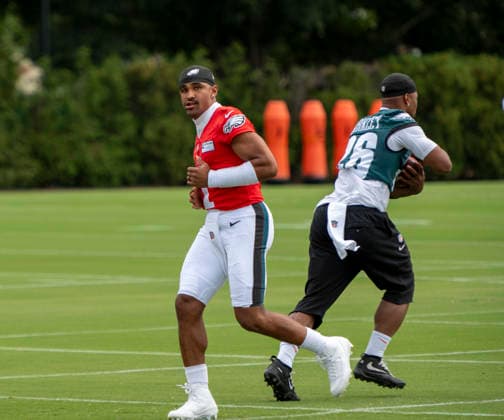 July 30, 2026, Philadelphia, Pennsylvania, United States: Philadelphia Eagles QB JALEN HURTS (1) and RB SAQUON BARKLEY (26) in action during the Eagles training camp held at the Jefferson Health Complex in Philadelphia Pa Philadelphia United States - ZUMArf1_ 20260730_zaf_rf1_009 Copyright: xRickyxFitchettx
