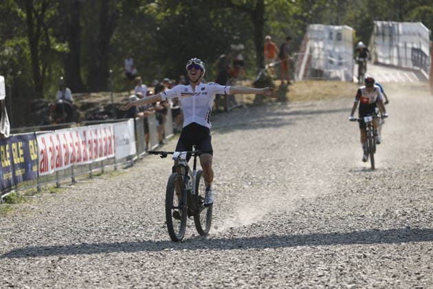 30.07.2026, Monteceneri, Monte Ceneri, 2026 UEC MTB European Championship, EM, Europameisterschaft XCC Men U23 s Final (cross country short track) Paul Schehl 2 (GER) winning the race in front of Nicolas Halter 4 (SUI) and Leo Lounela 8 (SWE) Monteceneri Monte Ceneri Ticino Switzerland *** July 30, 2026, Monteceneri, Monte Ceneri, 2026 UEC MTB European Championship XCC Men U23 Final, cross-country short track: Paul Schehl (2, GER) won the race ahead of Nicolas Halter (4, SUI) and Leo Lounela (8, SWE). Monteceneri, Monte Ceneri, Ticino, Switzerland Copyright: xJustPictures.ch FrancescoxMinghettix jp-en-FrMi-_NG_1978