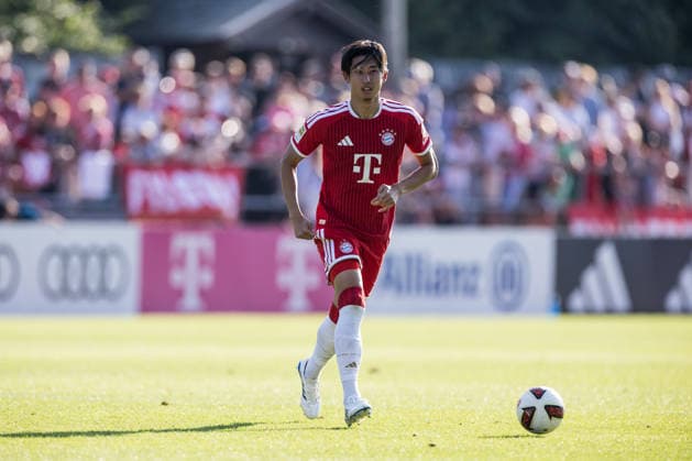 ROTTACH-EGERN, GERMANY - JULY 30: Hiroki Ito (FC Bayern Muenchen, 21) controls the ball during a friendly game between FC Rottach-Egern vs. FC Bayern Muenchen at summer trainings camp of season 2026 27 of FC Bayern Muenchen in Rottach-Egern at Stadion am Birkenmoos on July 30, 2026 in Rottach-Egern, Germany. Bavaria Germany Copyright: xSteffiexWunderlx