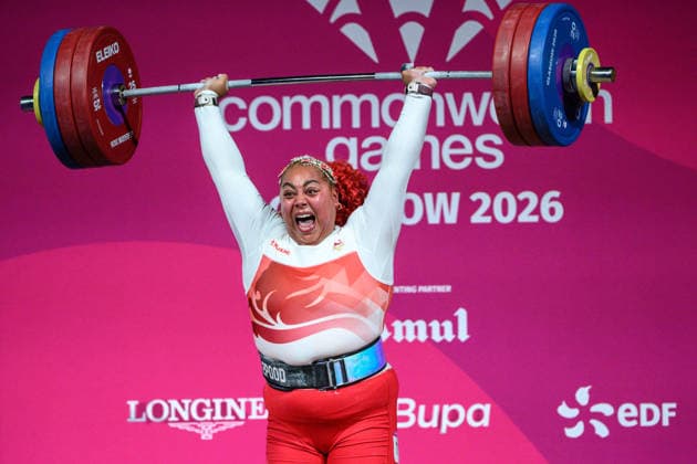 July 30, 2026, Glasgow, Scotland: EMILY CAMPBELL of England takes a world record in the Womens +86kg weightlifting 2026 Glasgow Commonwealth Games. Commonwealth Games 2026: Weightlifting  - ZUMAr144 20260730_zap_r144_007 Copyright: xJaynexRussellx