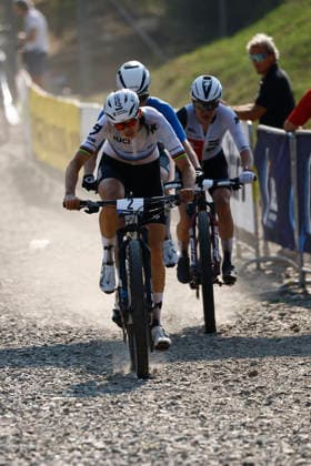 30.07.2026, Monteceneri, Monte Ceneri, 2026 UEC MTB European Championship, EM, Europameisterschaft XCC Women Elite s Final (cross country short track) Alessandra Keller 2 (SUI) in front of Jenny Rissveds 1 (SWE) and Sina Frei 4 (SUI) Monteceneri Monte Ceneri Ticino Switzerland *** July 30, 2026, Monteceneri, Monte Ceneri, 2026 UEC MTB European Championship XCC Women’s Elite Final—cross-country short track—Alessandra Keller (2, SUI) ahead of Jenny Rissveds (1, SWE) and Sina Frei (4, SUI)—Monteceneri, Monte Ceneri, Ticino, Switzerland Copyright: xJustPictures.ch FrancescoxMinghettix jp-en-FrMi-_NG_0212