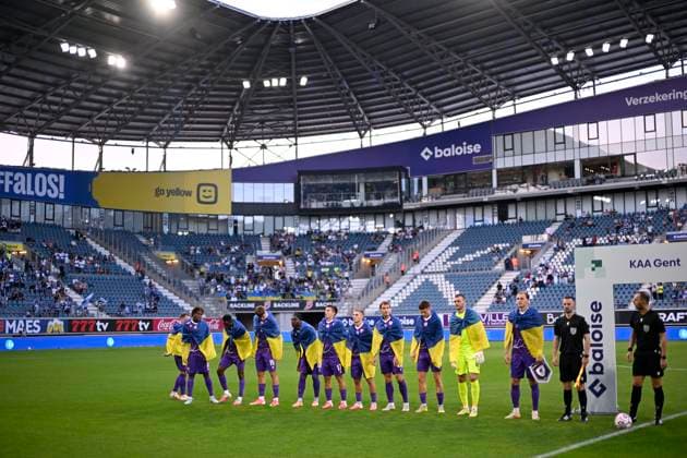 KAA Gent v LNZ Cherkasy - UEFA Conference League GENT, BELGIUM - JULY 30 : Players of LNZ Cherkasy with ukraine flags pictured during the UEFA Conference League 2026 27 second qualifying round second leg between KAA Gent and LNZ Cherkasy on July 30, 2026 in Gent, Belgium, 30 07 2026 Gent Belgium  Copyright: xNicoxVereeckenx