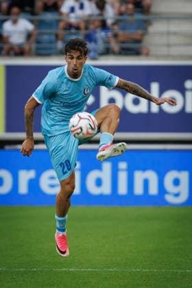Gent s Araujo Tiago pictured in action during a soccer game between Belgian KAA Gent and Ukrainian FC LNZ Cherkasy, Thursday 30 July 2026 in Gent, the return leg of the second qualifying round for the UEFA Conference League. The first leg ended in a 0-0 draw. KURTxDESPLENTER  x182422983x