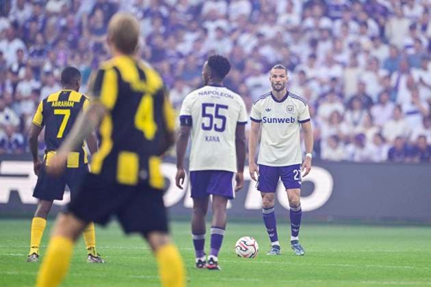 RSC Anderlecht v Hammarby IF - UEFA Europa League ANDERLECHT, BELGIUM - JULY 30 : Petrot Leo defender of RSC Anderlecht during the UEFA Europa League 2025 26 second qualifying round second leg between RSC Anderlecht and Hammarby IF on July 30, 2026 in Anderlecht, Belgium, 30 07 2026 Anderlecht Belgium  Copyright: xJanxDexMeuleneirx