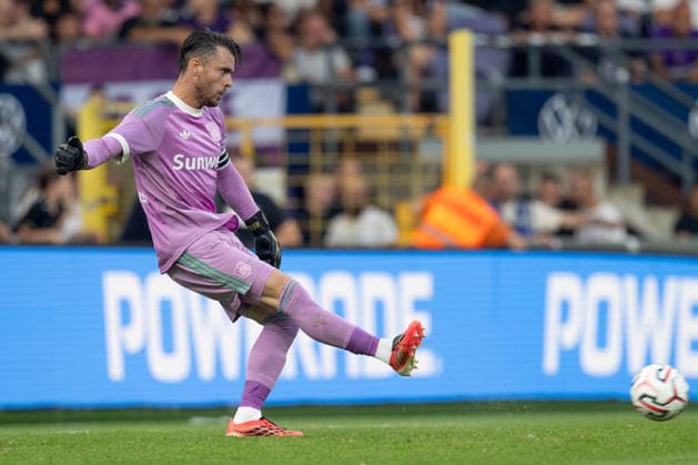 260730 RSC Anderlecht vs Hammarby IF goalkeeper Colin Coosemans (26) of Anderlecht pictured pictured during the Second qualifying round - 2nd leg in the 2026-2027 Uefa Europa League season between RSC Anderlecht and Hammarby IF from Sweden on July 30 , 2026 in Anderlecht, Belgium. (Photo by David Catry Isosport) Anderlecht Belgium  Copyright: xDavidxCatryx 20260730DC2_8849
