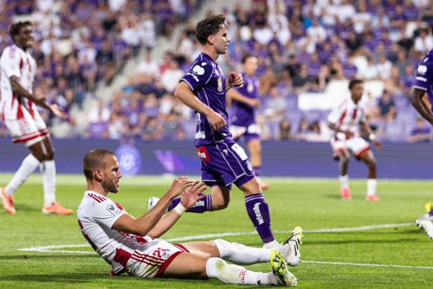 SOCCER - UEFA ECL, A.Wien vs Liepaja VIENNA,AUSTRIA,30.JUL.26 - SOCCER - UEFA Conference League, qualification, Austria Wien vs FK Liepaja. Image shows the disappointment of Vjaceslavs Isajevs (Liepaja) and Florian Wustinger (A.Wien).  GEPAxpictures xArminxRauthner