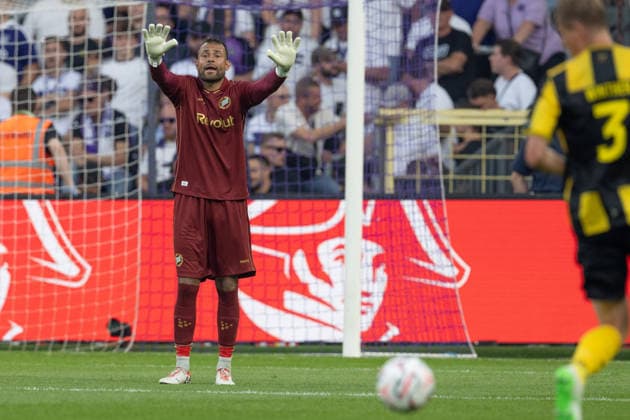 260730 RSC Anderlecht vs Hammarby IF goalkeeper Warner Hahn (1) of Hammarby pictured pictured during the Second qualifying round - 2nd leg in the 2026-2027 Uefa Europa League season between RSC Anderlecht and Hammarby IF from Sweden on July 30 , 2026 in Anderlecht, Belgium. (Photo by David Catry Isosport) Anderlecht Belgium  Copyright: xDavidxCatryx 20260730DC2_9109