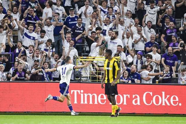 Anderlecht s Danylo Sikan celebrates after scoring during a soccer game between Belgian RSC Anderlecht and Swedish Hammarby IF, Thursday 30 July 2026 in Brussels, the return leg of the second qualifying round for the UEFA Europa League. The first leg ended in a 1-1 draw. TOM GOYVAERTS TomxGoyvaerts  x182425079x