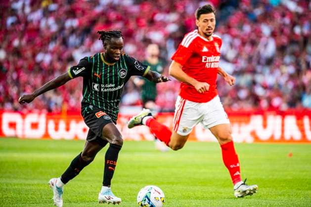 July 30, 2026, Lisbon, Lisbon, Portugal: Aliou Balde of FC St. Gallen in control of the ball in another attack during UEFA Europa League-2nd Qualifying RoundÃ¢â‚¬2nd Leg, match between SL Benfica and FC St. Gallen at Luz Stadium, Lisbon, Portugal, on july 30, 2026. Soccer2026: SL Benfica Vs FC St. Gallen  - ZUMAr200 20260730_zsp_r200_012 Copyright: xNunoxReisinhox