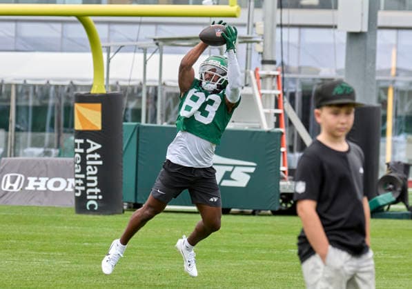 NFL, American Football Herren, USA 2026: NY Jets Training Camp JUL 30 New York Jet wide receiver Omar Cooper Jr. (83) during training camp at the Atlantic Health Jets Training Center, Florham Park, New Jersey. Duncan Williams CSM (Credit Image: Duncan Williams Cal Media) Florham Park New Jersey United States EDITORIAL USE ONLY Copyright: xx ZUMA-20260730_zma_c04_031.jpg DuncanxWilliamsx csmphotothree507158
