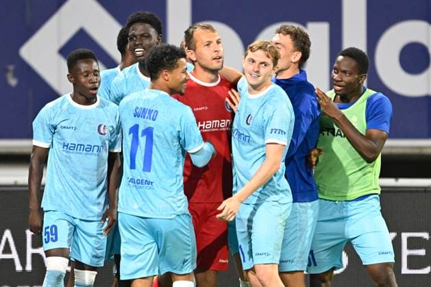 KAA Gent v LNZ Cherkasy - UEFA Conference League GENT, BELGIUM - JULY 30 : Players of KAA Gent celebrating with Roef Davy goalkeeper of KAA Gent after the penalties shoot out win during the UEFA Conference League 2026 27 second qualifying round second leg between KAA Gent and LNZ Cherkasy on July 30, 2026 in Gent, Belgium, 30 07 2026 Gent Belgium  Copyright: xNicoxVereeckenx