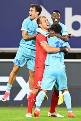 KAA Gent v LNZ Cherkasy - UEFA Conference League GENT, BELGIUM - JULY 30 : Players of KAA Gent celebrating with Roef Davy goalkeeper of KAA Gent after the penalties shoot out win during the UEFA Conference League 2026 27 second qualifying round second leg between KAA Gent and LNZ Cherkasy on July 30, 2026 in Gent, Belgium, 30 07 2026 Gent Belgium  Copyright: xNicoxVereeckenx