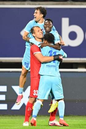KAA Gent v LNZ Cherkasy - UEFA Conference League GENT, BELGIUM - JULY 30 : Players of KAA Gent celebrating with Roef Davy goalkeeper of KAA Gent after the penalties shoot out win during the UEFA Conference League 2026 27 second qualifying round second leg between KAA Gent and LNZ Cherkasy on July 30, 2026 in Gent, Belgium, 30 07 2026 Gent Belgium  Copyright: xNicoxVereeckenx