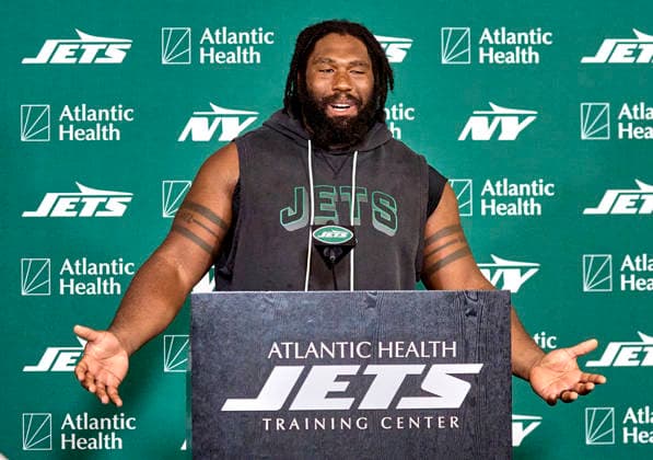NFL, American Football Herren, USA 2026: NY Jets Training Camp JUL 30 New York Jets defensive linemen Jowon Briggs (91) during press conference, PK, Pressekonferenz at training camp at the Atlantic Health Jets Training Center, Florham Park, New Jersey. Duncan Williams CSM (Credit Image: Duncan Williams Cal Media) Florham Park New Jersey United States EDITORIAL USE ONLY Copyright: xx ZUMA-20260730_zma_c04_055.jpg DuncanxWilliamsx csmphotothree507171