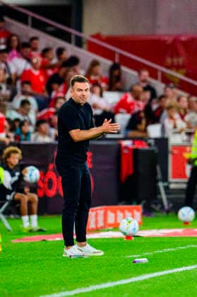 July 30, 2026, Lisbon, Lisbon, Portugal: Enrico MaaoÅ¸en coach of the FC St. Gallen during UEFA Europa League-2nd Qualifying RoundÃ¢â‚¬2nd Leg, match between SL Benfica and FC St. Gallen at Luz Stadium, Lisbon, Portugal, on july 30, 2026. Lisbon Portugal - ZUMAr200 20260730_zsp_r200_033 Copyright: xNunoxReisinhox