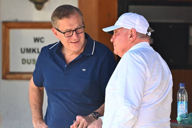 v.li:Jan Christian DREESEN (Vorstandsvorsitzender FCB), Uli HOENESS (Höness,Ehrenpraesident Bayern Muenchen). Testspiel FC Rottach Egern - FC Bayern Muenchen Trainingslager in Rottach Egern am 30.07.2026. Fussball 1. Bundesliga,Saison 2026 2027. *** From left: Jan Christian DREESEN, Chairman of the Board of FCB, Uli HOENESS, Honorary President of Bayern Munich, Friendly Match: FC Rottach Egern vs. FC Bayern Munich, Training Camp in Rottach Egern on July 30, 2026, Soccer, Bundesliga 1, 2026–2027 Season