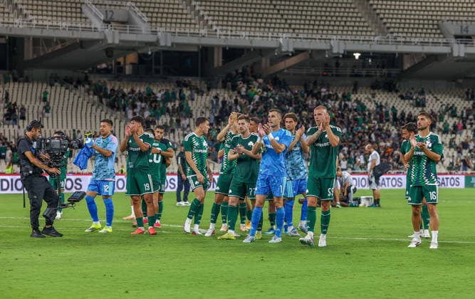 Panathinaikos F.C. v Paksi FC UEFA Europa Conference League Panathinaikos F.C. players thank their supporters at the end of the UEFA Europa Conference League match at the Olympic Stadium (Greece), Marousi 30 07 2026 UK Newspapers OUT Copyright: xYannisxHalasx FIL-23688-0064