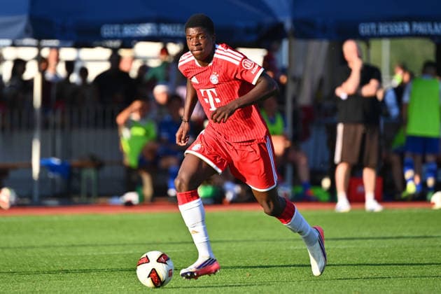 Bastian ASSOMO (FC Bayern Muenchen), Aktion,Einzelaktion,Einzelbild, Freisteller,Ganzkoerperaufnahme,ganze Figur. Testspiel FC Rottach Egern - FC Bayern Muenchen Trainingslager in Rottach Egern am 30.07.2026. Fussball 1. Bundesliga,Saison 2026 2027. *** Bastian ASSOMO, FC Bayern Munich, Action, Individual Play, Single Frame, Cutout, Full-Body Shot, Full-Figure Shot, Friendly Match: FC Rottach Egern vs. FC Bayern Munich, Training Camp in Rottach Egern on July 30, 2026, Soccer, Bundesliga 1,2026–2027 season
