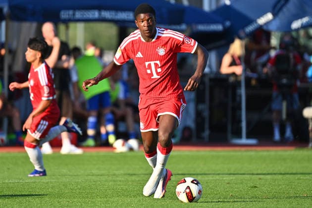 Bastian ASSOMO (FC Bayern Muenchen), Aktion,Einzelaktion,Einzelbild, Freisteller,Ganzkoerperaufnahme,ganze Figur. Testspiel FC Rottach Egern - FC Bayern Muenchen Trainingslager in Rottach Egern am 30.07.2026. Fussball 1. Bundesliga,Saison 2026 2027. *** Bastian ASSOMO, FC Bayern Munich, Action, Individual Play, Single Frame, Cutout, Full-Body Shot, Full-Figure Shot, Friendly Match: FC Rottach Egern vs. FC Bayern Munich, Training Camp in Rottach Egern on July 30, 2026, Soccer, Bundesliga 1,2026–2027 season