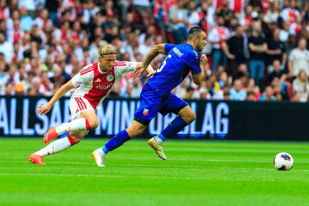AFC Ajax v FK Vojvodina - UEFA Conference League AMSTERDAM, NETHERLANDS - JULY 30: Kasper Dolberg of AFC Ajax and Djordje Crnomarkovic of FK Vojvodina during the UEFA Conference League match between AFC Ajax and FK Vojvodina at Johan Cruijff Arena on July 30, 2026 in Amsterdam, Netherlands. Amsterdam Johan Cruijff Arena Netherlands Content not available for redistribution in The Netherlands directly or indirectly through any third parties. Copyright: xMarcelxvanxPlateringenx