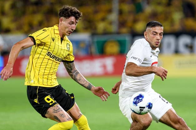 30.07.2026, Katowice Liga Konferencji UEFA sezon 2026 27 runda II kwalifikacji, GKS Katowice - MSK Zilina - UEFA Conference League football Match season 2026 27 round II qualification GKS Katowice - MSK Zilina Nz. Erik Jirka Krisztian Bari Fot. Michal Chwieduk Arena Akcji NEWSPIX.PL --- newspix.pl POLAND OUT! 