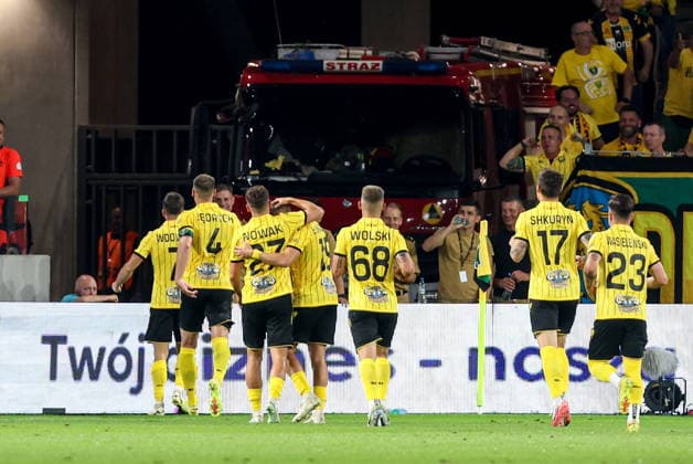 30.07.2026, Katowice Liga Konferencji UEFA sezon 2026 27 runda II kwalifikacji, GKS Katowice - MSK Zilina - UEFA Conference League football Match season 2026 27 round II qualification GKS Katowice - MSK Zilina Nz. Mateusz Wdowiak radosc GKS Fot. Michal Chwieduk Arena Akcji NEWSPIX.PL --- newspix.pl POLAND OUT! 