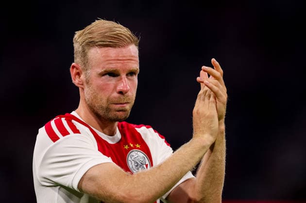 AMSTERDAM, NETHERLANDS - JULY 30: Davy Klaassen of AFC Ajax applauds the fans after the UEFA Conference League 2026 27 second qualifying round second leg match between AFC Ajax and at Johan Cruijff Arena on July 30, 2026 in Amsterdam, Netherlands.  Copyright: xRenexNijhuis MBxMediax