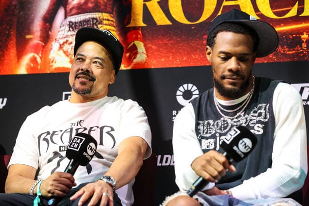 July 30, 2026: (L-R) Lamont Roach Sr. and son Lightweight Lamont Roach Jr. on stage during the press conference, PK, Pressekonferenz for the Roach Jr. vs Zepeda event at the Skybox Lounge inside the Virgin Hotels on July 30, 2026 in Las Vegas, NV. CSM. Boxing 2026: Roach Jr. Vs Zepeda JUL 30  - ZUMAc04_ 20260730_zma_c04_108 Copyright: xChristopherxTrimx