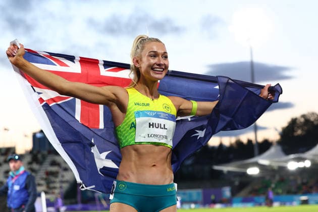 July 30, 2026, Glasgow, Scotland, Great Britain: JESSICA HULL of Australia celebrates her second place in the Athletics Women s 5000m Final of the Commonwealth Games Glasgow 2026 at the Scotstoun Stadium in Glasgow, Scotland. Commowealth Games 2026: Athletics  - ZUMAc179 20260730_zep_c179_031 Copyright: xMickaelxChavetx