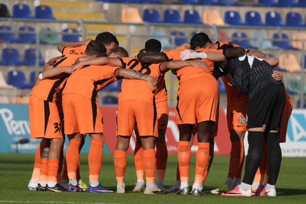 July 30, 2026, Riga, Latvia: Team FCSB players stand before their UEFA Europa Conference League qualifying round game between Latvian FK Auda and Romanian FCSB in Riga, Latvia, July 30, 2026. Photo: Roman Koksarov Latvia Sports - July 30, 2026  - ZUMAk209 20260730_zsp_k209_014 Copyright: xRomansxKoksarovx