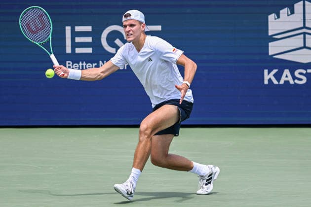 July 30, 2026, Washington, D.C, U.S: JAKUB MENSIK hits a forehand during his match against Brandon Nakashima at the Rock Creek Tennis Center. Tennis 2026 - Mubadala Open  - ZUMAg196 20260730_zap_g196_013 Copyright: xKylexGustafsonx