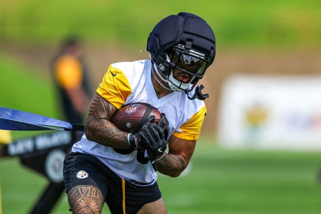 July 30, 2026, Latrobe, Pennsylvania, USA: Pittsburgh Steelers running back JAYLEN WARREN (30) doing drills during the Pittsburgh Steelers Training Camp in Latrobe, Pennsylvania. NFL, American Football Herren, USA 2026: Pittsburgh Steelers Training Camp  - ZUMAg257 20260730_zsp_g257_065 Copyright: xBrentxGudenschwagerx
