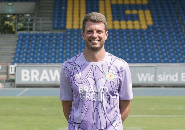 Torhueter Benjamin Uphoff (Eintracht Braunschweig) ; Eintracht Braunschweig; 2.BL, Portraettermin 2026 2027 *** Goalkeeper Benjamin Uphoff, Eintracht Braunschweig, Eintracht Braunschweig 2 (2nd Bundesliga), photo shoot 2026–2027