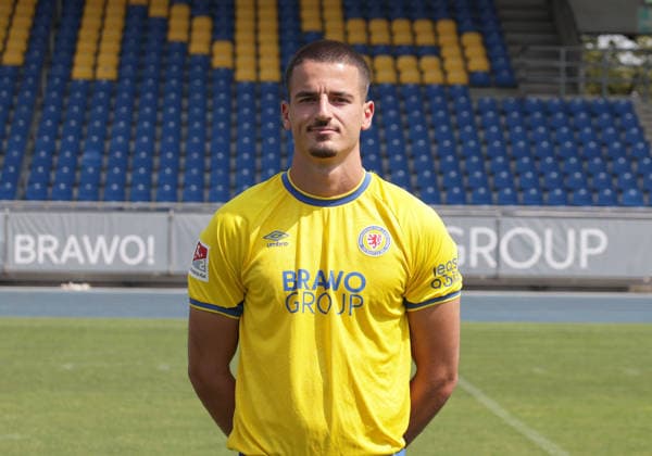 Andi Hoti (Eintracht Braunschweig) ; Eintracht Braunschweig; 2.BL, Portraettermin 2026 2027 *** Andi Hoti, Eintracht Braunschweig, Eintracht Braunschweig 2 (2nd Bundesliga), Photo Shoot 2026, 2027