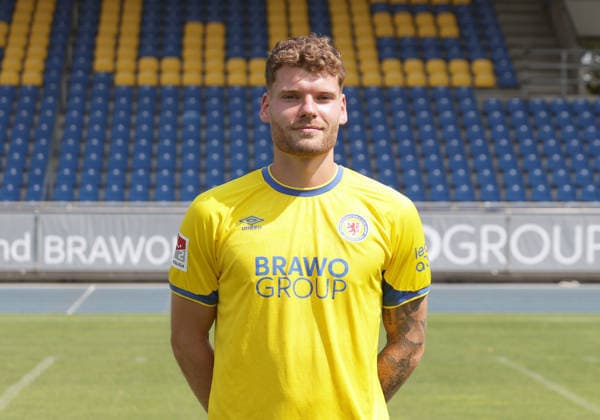 Kevin Ehlers (Eintracht Braunschweig) ; Eintracht Braunschweig; 2.BL, Portraettermin 2026 2027 *** Kevin Ehlers, Eintracht Braunschweig, Eintracht Braunschweig 2 (2nd Bundesliga), Photo Shoot 2026–2027