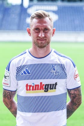 Fussball, 3.Liga Saison 2026 2027 Team- und Porträtfototermin MSV Duisburg 30.07.2026, schauinsland-reisen-arena Alexander Hahn (MSV Duisburg, 42) Duisburg schauinsland-reisen-arena Nordrhein-Westfalen Deutschland *** Sports, Soccer, 3rd Division 2026–2027 Season: MSV Duisburg Team and Portrait Photo Session, July 30, 2026, Schauinsland Reisen Arena, Alexander Hahn, MSV Duisburg, 42 Duisburg, Schauinsland Reisen Arena, North Rhine-Westphalia, Germany