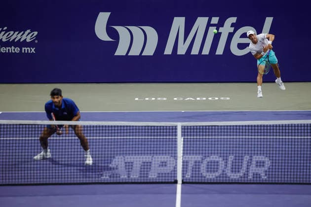 LOS CABOS TENNIS OPEN 2026 LOS CABOS TENNIS OPEN 2026 GONZALO ESCOBAR VS NIKI KALIYANDA VS LUIS CARLOS ALVAREZ ALAN MAGADAN 30072026 LOS CABOS, BAJA CALIFORNIA, MEXICO. Action photo of Gonzalo Escobar and Niki Kaliyanda, during quarter final game of the Los Cabos Tennis Open 2026 held at the Cabo Sports Complex in Baja California, Mexico. Foto de accion de Gonzalo Escobar and Niki Kaliyanda, durante juego de cuartos de final del Los Cabos Tennis Open 2026 celebrado en el Cabo Sports Complex de Baja California, Mexico. PHOTO BY IMAGENSHOP AGENCIA FOTOGRAFICA LOS CABOS BAJA CALIFORNIA MEXICO *** LOS CABOS TENNIS OPEN 2026 LOS CABOS TENNIS OPEN 2026 GONZALO ESCOBAR VS NIKI KALIYANDA VS LUIS CARLOS ALVAREZ ALAN MAGADAN 07 30 2026 LOS CABOS, BAJA CALIFORNIA, MEXICO Action photo of Gonzalo Escobar and Niki Kaliyanda during the quarterfinal match of the 2026 Los Cabos Tennis Open held at the Cabo Sports Complex in Baja California, Mexico Action photo of Gonzalo Escobar and Niki Kaliyanda, during the quarterfinal match of the 2026 Los Cabos Tennis Open held at the Cabo Sports Complex in Baja California, Mexico. PHOTO BY IMAGENSHOP PHOTO AGENCY LOS CABOS, BAJA CALIFORNIA, MEXICO Copyright: xIMAGENSHOPxAGENCIAxFOTOGRAFICAx