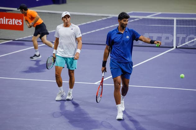 LOS CABOS TENNIS OPEN 2026 LOS CABOS TENNIS OPEN 2026 GONZALO ESCOBAR VS NIKI KALIYANDA VS LUIS CARLOS ALVAREZ ALAN MAGADAN 30072026 LOS CABOS, BAJA CALIFORNIA, MEXICO. Action photo of Gonzalo Escobar and Niki Kaliyanda, during quarter final game of the Los Cabos Tennis Open 2026 held at the Cabo Sports Complex in Baja California, Mexico. Foto de accion de Gonzalo Escobar and Niki Kaliyanda, durante juego de cuartos de final del Los Cabos Tennis Open 2026 celebrado en el Cabo Sports Complex de Baja California, Mexico. PHOTO BY IMAGENSHOP AGENCIA FOTOGRAFICA LOS CABOS BAJA CALIFORNIA MEXICO *** LOS CABOS TENNIS OPEN 2026 LOS CABOS TENNIS OPEN 2026 GONZALO ESCOBAR VS NIKI KALIYANDA VS LUIS CARLOS ALVAREZ ALAN MAGADAN 07 30 2026 LOS CABOS, BAJA CALIFORNIA, MEXICO Action photo of Gonzalo Escobar and Niki Kaliyanda during the quarterfinal match of the 2026 Los Cabos Tennis Open held at the Cabo Sports Complex in Baja California, Mexico Action photo of Gonzalo Escobar and Niki Kaliyanda, during the quarterfinal match of the 2026 Los Cabos Tennis Open held at the Cabo Sports Complex in Baja California, Mexico. PHOTO BY IMAGENSHOP PHOTO AGENCY LOS CABOS, BAJA CALIFORNIA, MEXICO Copyright: xIMAGENSHOPxAGENCIAxFOTOGRAFICAx