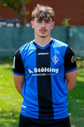 Kian Ramadani; SV Waldhof Mannheim; 3.Liga, Porträttermin 2026 2027 *** Kian Ramadani, SV Waldhof Mannheim (3rd Division), Profile Session 2026–2027 xozx