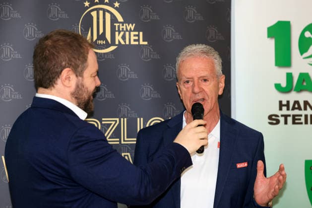HANDBALL - HBL, Kiel, training camp GRAZ,AUSTRIA,31.JUL.26 - HANDBALL - HBL Handball-Bundesliga, THW Kiel, press conference, PK, Pressekonferenz Image shows host Philipp Jocham and president Gerhard Widmann (ASKOE).  GEPAxpictures xMarioxBuehner-Weinrauch