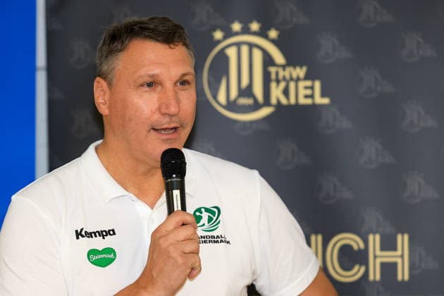 HANDBALL - HBL, Kiel, training camp GRAZ,AUSTRIA,31.JUL.26 - HANDBALL - HBL Handball-Bundesliga, THW Kiel, press conference, PK, Pressekonferenz Image shows Dietmar Peissl (STHV).  GEPAxpictures xMarioxBuehner-Weinrauch