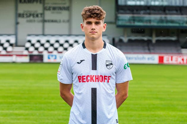 Janne Berner; SC Verl; 3. Liga, Porträttermin 2026 2027 GER, Porträttermin SC Verl, Fussball, 3. Liga, Spielzeit 2026 2027, 30.07.2026 GER, Porträttermin SC Verl, Fussball, 3. Liga, Spielzeit 2026 2027, 30.07.2026 Verl *** Janne Berner, SC Verl, 3rd Division, Photo Shoot 2026–2027 GER, SC Verl Photo Shoot, Soccer, 3rd Division, 2026–2027 Season, July 30, 2026 GER, SC Verl Profile Session, Soccer, 3rd League, 2026–2027 Season, July 30, 2026 Verl Copyright: xEibner-Pressefoto JanxRollingerx EP_JSK