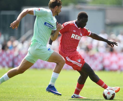 31.07.2026, xophax, Fussball 1.Bundesliga, 1.FC Koeln Trainingslager . Mannschaft des 1.FC Köln in Kitzbühel .Training in Sankt Johann. Freundschaftsspiel St.Johann in Tirol gegen Hertha BSC. 1.FC Köln - Hertha. Ragnar Ache ( 1.FC Köln ), rechts und Marton Dardai , links ( Hertha ) Kitzbühel *** July 31, 2026, xophax, Soccer, Bundesliga 1, 1 FC Köln Training Camp: 1 FC Köln team in Kitzbühel; training in Sankt Johann; friendly match in Sankt Johann in Tirol against Hertha BSC; 1 FC Köln; Hertha; Ragnar Ache (1 FC Köln, right) and Marton Dardai (Hertha, left); Kitzbühel