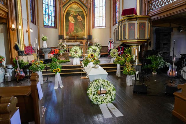 Funeral for rower Olaf Tufte Horten 20260731. Flowers and wreaths near the casket of NorwayÂ s Olympic and World rowing champion Olaf Tufte before his funeral service in Horten Church. Tufte died from a heart attack on 21 July, at the age of 50. He retired after the Tokyo Olympics in 2021, closing an elite international career lasting 26 seasons. Photo: Terje Bendiksby NTB POOL Horten Norway EDITORIAL USE ONLY. RESTRICTED USE FOR BETTING COMPANIES Ref:_SPO8zSfGlbtNzU.jpg *** Funeral for rower Olaf Tufte, Horten, July 31, 2026. Flowers and wreaths near the casket of Norway’s Olympic and World rowing champion Olaf Tufte before his funeral service at Horten Church. Tufte died of a heart attack on July 21, at the age of 50. He retired after the Tokyo Olympics in 2021, bringing to a close an elite international career spanning 26 seasons. Photo: Terje Bendiksby, NTB POOL, Horten, Norway. EDITORIAL USE ONLY. RESTRICTED USE FOR BETTING COMPANIES.  Copyright: xTerjexBendiksbyx xNTBx