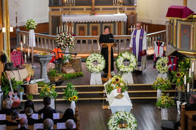 Funeral for rower Olaf Tufte Horten 20260731. Aina Tufte gives a memorial speech during Olaf Karl Tufte s funeral in Horten church on Friday. Photo: Terje Bendiksby NTB POOL Horten Norway EDITORIAL USE ONLY. RESTRICTED USE FOR BETTING COMPANIES Ref:_SPOf98wzEC-ACs.jpg *** Funeral for rower Olaf Tufte, Horten, July 31, 2026. Aina Tufte delivers a eulogy during Olaf Karl Tufte’s funeral at Horten Church on Friday. Photo: Terje Bendiksby, NTB POOL, Horten, Norway. EDITORIAL USE ONLY. RESTRICTED USE FOR BETTING COMPANIES.  Copyright: xTerjexBendiksbyx xNTBx