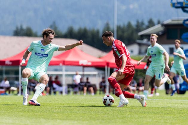 ST. JOHANN IN TIROL, AUSTRIA - JULY 31: Said El Mala (1. FC Koeln, 13) controls the ball against Linus Gechter (Hertha BSC Berlin, 44) during a friendly game between 1. FC Koeln vs. Hertha BSC Berlin at trainings camp of 1. FC Koeln in Kitzbuehel of season 2026 27 at Koasastadion on July 31, 2026 in St. Johann in Tirol, Austria. Austria Copyright: xSteffiexWunderlx
