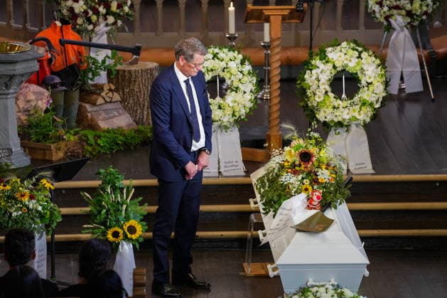 Rowing, Olaf Tufte’s funeral in Horten, Norway