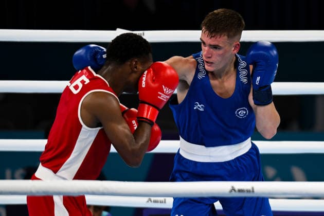 COM26 BOXING, Jacob Cassar of Australia (blue) fights Pooana Khoahli of Lesotho in the Men™s 65kg Semi-Final Bout of the Glasgow 2026 Commonwealth Games at SEC Centre in Glasgow, Scotland, Friday, July 31, 2026. ( NO ARCHIVING, EDITORIAL USE ONLY Glasgow Scotland United Kingdom  Copyright: xLUKASxCOCHx 20260731186253068810