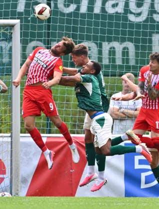 31.07.2026 - Fussball - Saison 2026 2027 - Testspiel Freundschaftsspiel Vorbereitungsspiel - SC Freiburg - SpVgg Greuther Fürth ( Kleeblatt ) - - Sportfoto Zink - xwoxzix - regulations prohibit any use of photographs as image sequences and or quasi-video - only for editorial use - Lucas Höler Hoeler 89, SC Freiburg ) Krisztian Keresztes (29, SpVgg Greuther Fürth ) Sacha Banse Bansé (6, SpVgg Greuther Fürth ) *** July 31, 2026 Soccer Season 2026–2027 Exhibition Match Friendly Match Preseason Match SC Freiburg SpVgg Greuther Fürth Kleeblatt Sports Photo Zink xwoxzix Regulations prohibit any use of photographs as image sequences and or quasi-video; for editorial use only. Lucas Höler Hoeler 89, SC Freiburg; Krisztian Keresztes 29, SpVgg Greuther Fürth; Sacha Banse Bansé 6, SpVgg Greuther Fürth