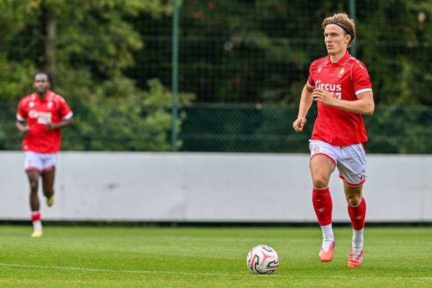 260731 Standard de Liege vs Arminia Bielefeld Ibe Hautekiet (25) of Standard CL during a friendly soccer game in the preparations ahead of the Jupiler Pro League season 2026 - 2027 between Standard de Liege and Arminia Bielefeld from Germany on July 31 , 2026 in Liege, Belgium. (Photo by Stijn Audooren Isosport) Liege SL16 Football Campus Liege Belgium  Copyright: xIsosportxStijnxAudoorenx